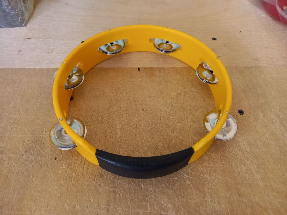 картинка Тамбурин круглый, пластиковый, 8" DADI, MT11A (B) от магазина ДетсадЯр