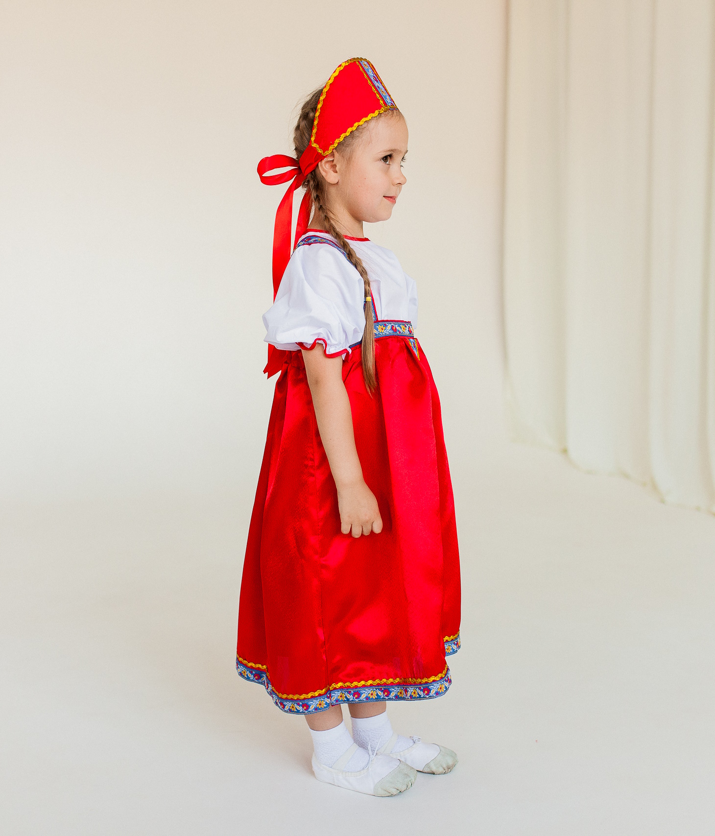 картинка Детский Русский народный костюм (девочка) (сарафан, рубашка, кокошник), МВ от магазина ДетсадЯр